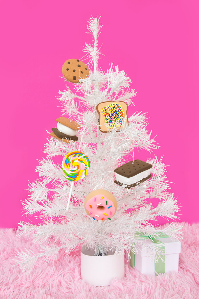 » DIY Last Minute Dessert Ornaments
