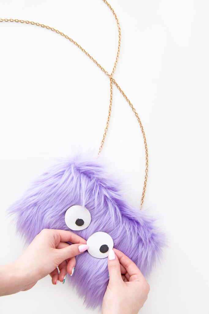 » DIY Colorful Faux Fur Clutches