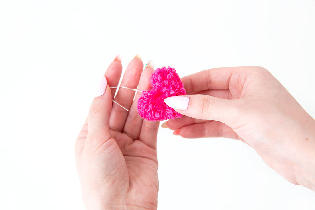 HowTo2-HeartPomPomEarrings