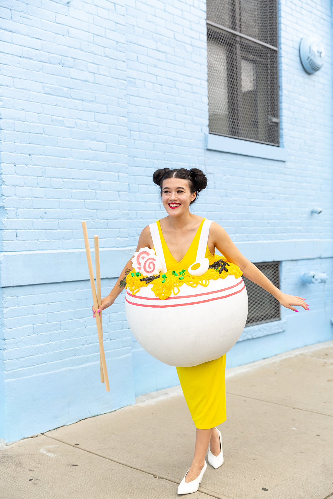 » DIY Ramen Noodle Halloween Costume